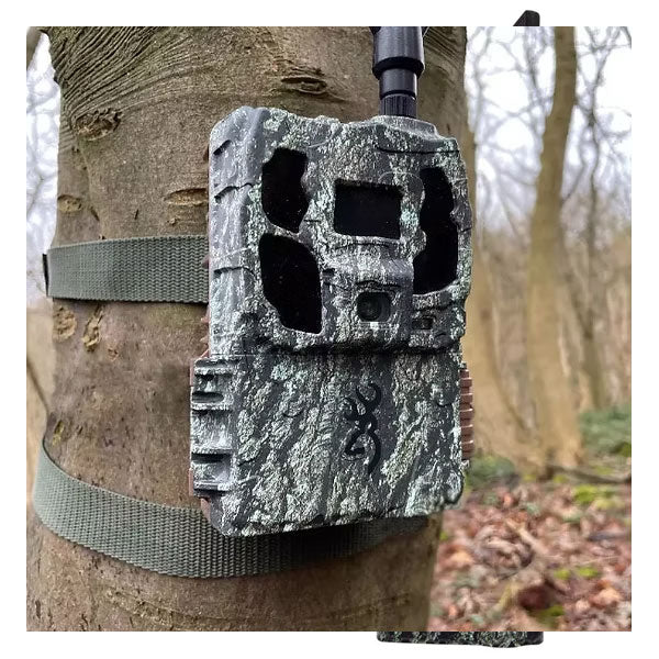 Browning Defender Pro Scout Max HD Solar 4G Trail Camera